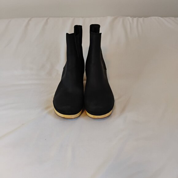 FRYE AND CO. Nubuck leather Black odessa chelsea bootie clog chunky wood sz W7.5 - Picture 3 of 10